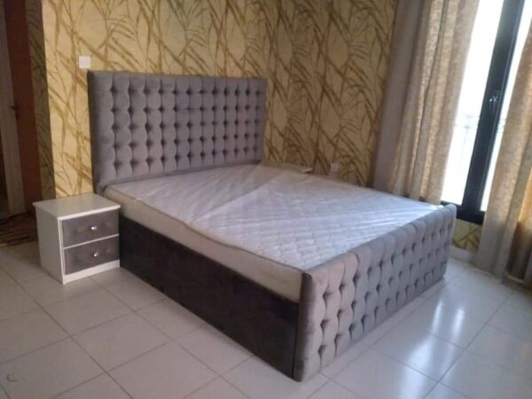 Grey Tufted Velvet Bed with Modern Design