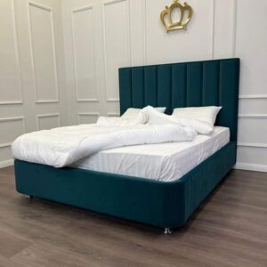 Luxurious Emerald Green Tufted Bed