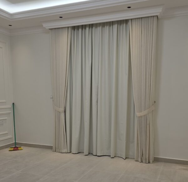 Classic Pleated Cream Curtain Set